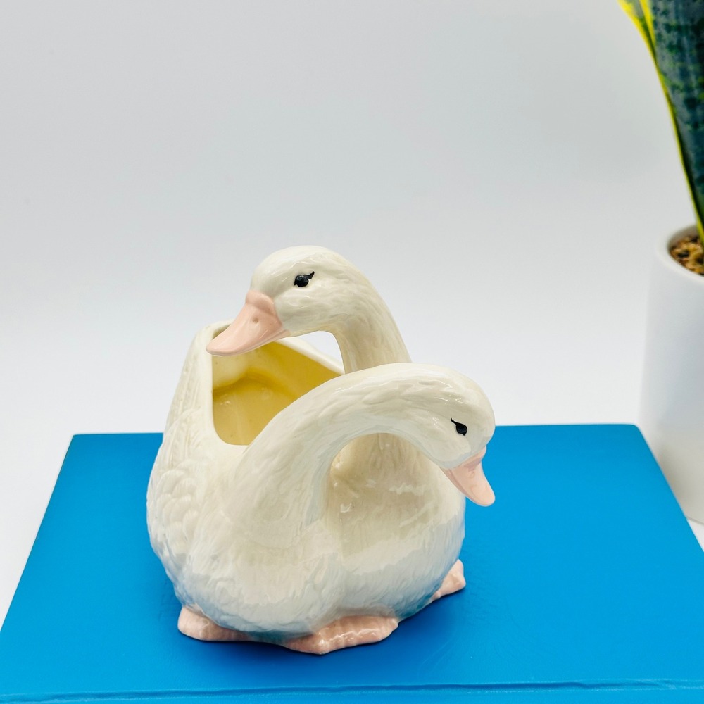 Vintage Double Goose or Duck Ceramic Planter 1990 Mother's Day Hobbyist Piece